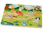Jouet de labyrinthe en bois pour enfants avec des images d'animaux comme une girafe, un lion, un éléphant, un singe et un zèbre.
