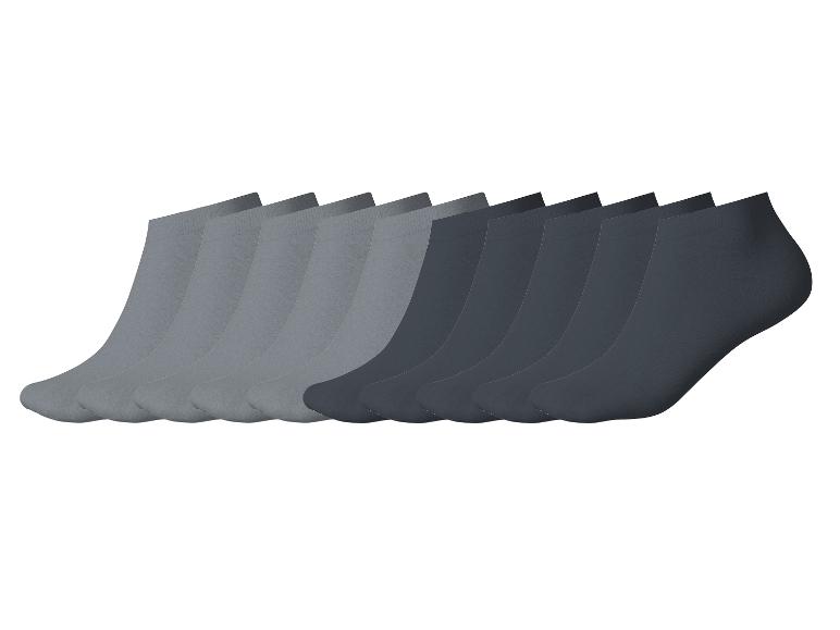 Lot de dix paires de socquettes grises en différentes nuances.