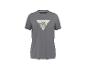 T-shirt gris à manches courtes avec un imprimé montagne triangulaire au centre.