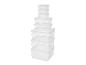 Une pile de boîtes de rangement transparentes.
