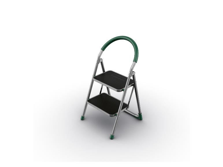 Escabeau pliant à deux marches avec poignée verte et marches antidérapantes.