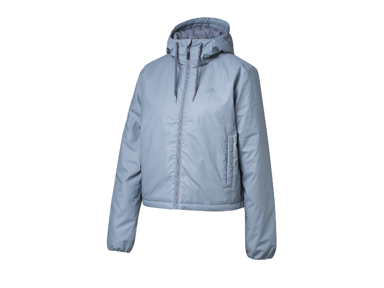 Une veste bleu clair à capuche.