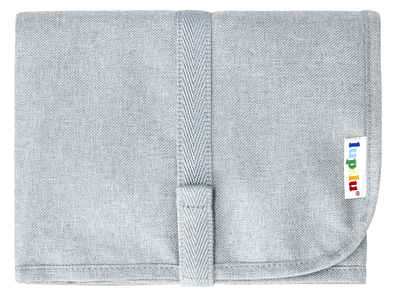 Tapis à langer Lupilu gris, pliable et portable.