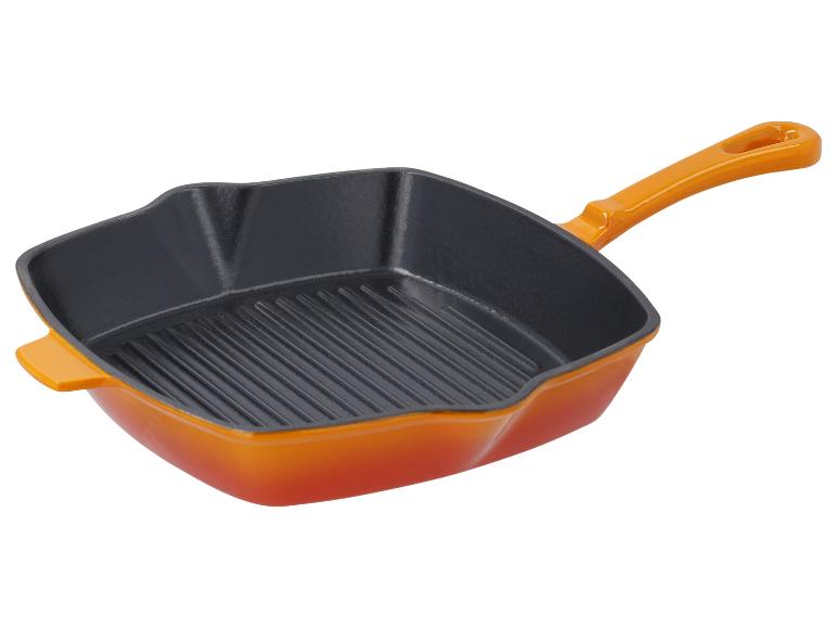Poêle carrée en fonte émaillée orange avec grille.