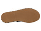 La semelle d'une espadrille avec une semelle tressée.