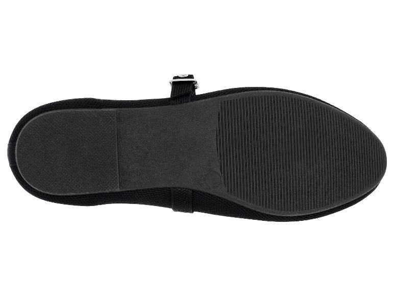 Chaussure plate noire avec bride à boucle, vue de la semelle.