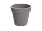 Un pot de fleurs en plastique gris.