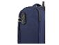 Gros plan d'une valise de voyage bleue avec une serrure à combinaison.