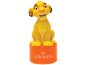 Figurine de Simba du Roi Lion sur une base orange.