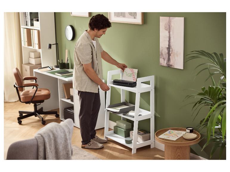 LIVARNO home Étagère blanche à trois niveaux dans un bureau à domicile.
