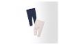 Deux leggings pour bébé : un bleu marine et un beige clair.