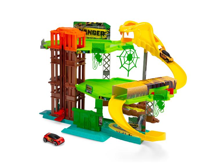 Ensemble de jeu de piste de voiture sur le thème de la jungle, avec une voiture rouge et une orange.