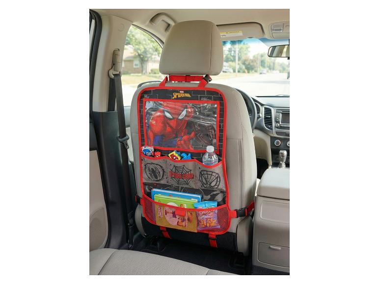 Organisateur de siège de voiture Spider-Man avec jouets, livres et collations.