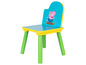 Une chaise bleue avec Peppa Pig, avec des détails jaunes et verts.