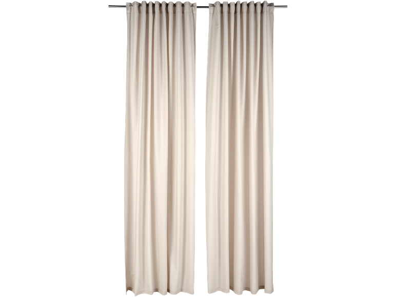 Une paire de rideaux beige clair suspendus à une tringle à rideaux.