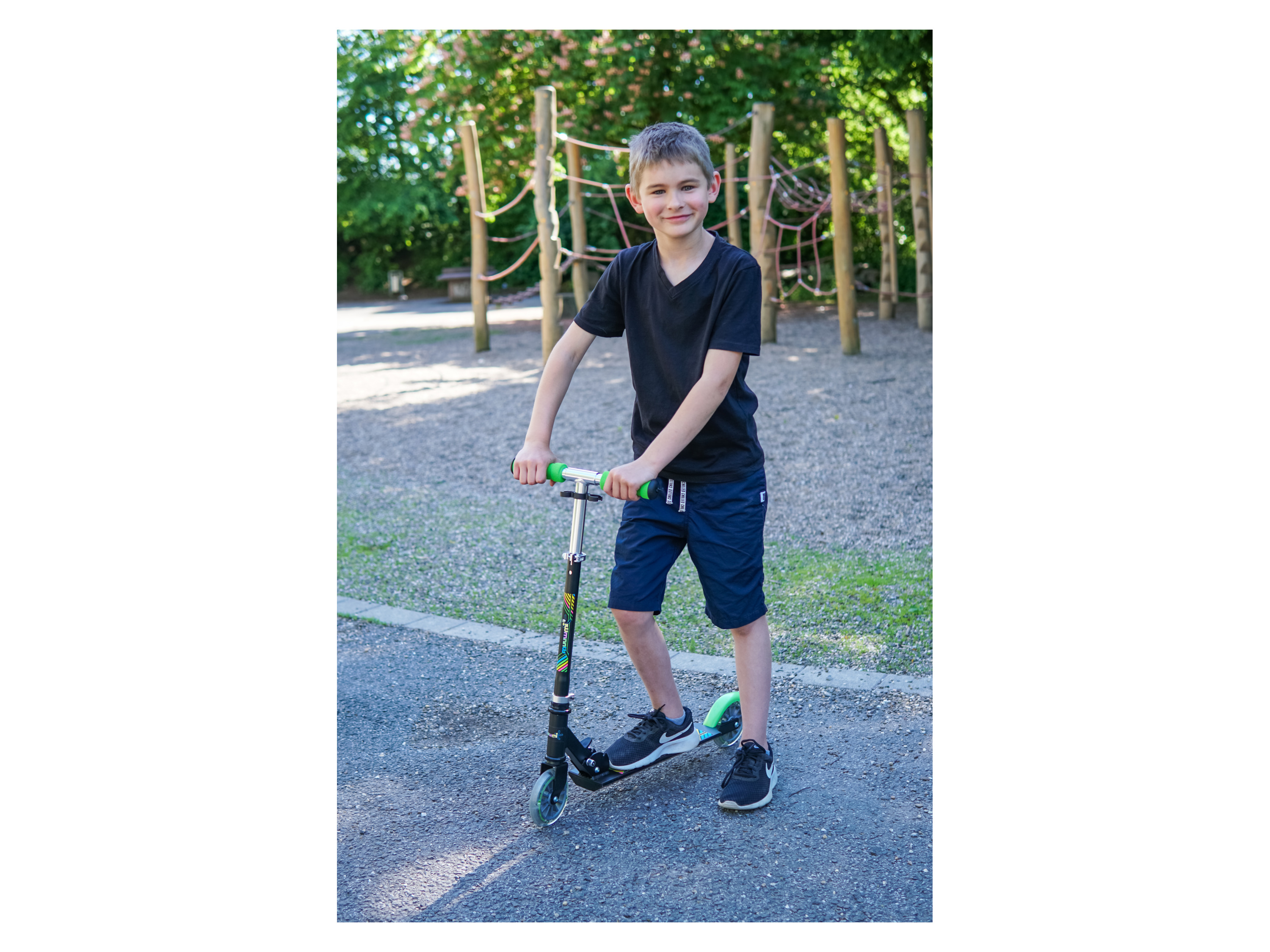 Trottinette aluminium Muuwmi Neon roues PU 125 mm charge 100 kg pliable - vue 3