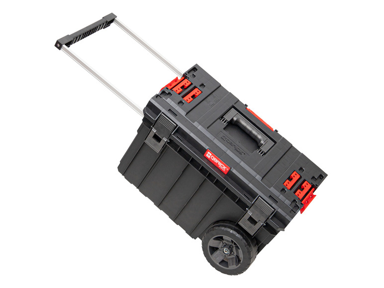 Une boîte à outils Qbrick noire avec des roues et une poignée télescopique.