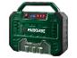 Compresseur portable Parkside avec manomètre numérique et accessoires.