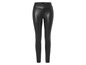 Leggings en cuir noir pour femme.