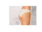 Culotte beige visible sur un corps de femme.