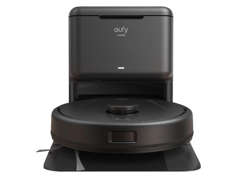 Robot aspirateur Eufy Clean noir avec station d'accueil sur fond blanc