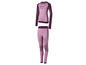 Un ensemble de sous-vêtements thermiques rose à manches longues et jambes longues.