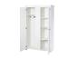 Armoire blanche avec deux portes ouvertes, une tringle à vêtements et des étagères