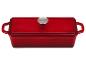 Plat à four rectangulaire rouge SilverCrest avec couvercle.