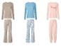 Trois ensembles de pyjamas: beige avec pantalon fleuri, bleu avec pantalon à motifs, rose avec 'The Dream Club'.