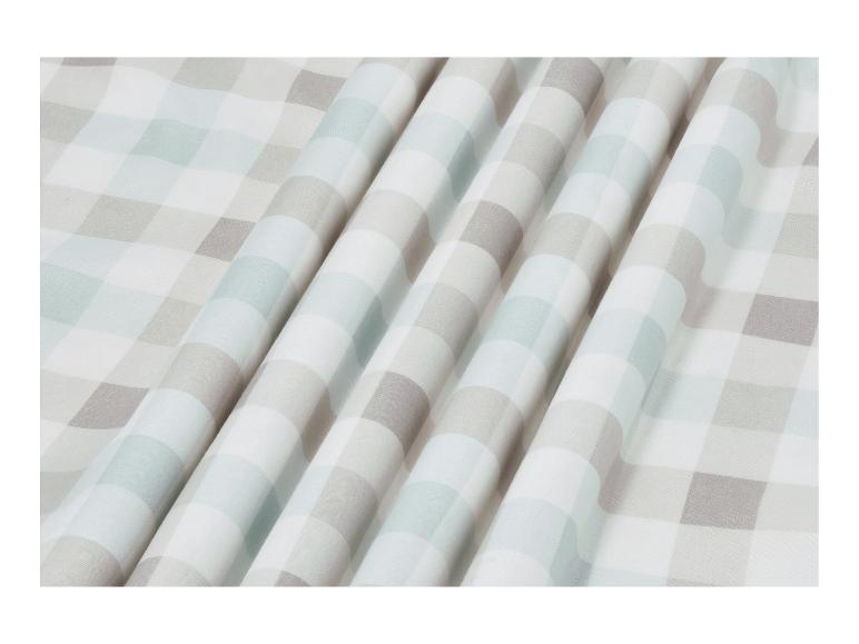 Tissu à carreaux doux dans les tons de gris, blanc et vert d'eau