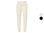 Pantalon de jogging beige en tissu polaire doux.