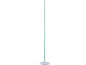 Un lampadaire haut, mince et blanc avec une lumière LED verte.