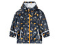 Un imperméable bleu avec un motif marin, des ancres, des poissons et l'inscription 'Ahoy'