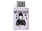 Une housse de couette avec Wednesday Addams en noir et blanc et une taie d'oreiller assortie.