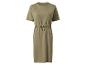 Robe vert olive avec cordon.
