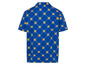 Une chemise bleue à manches courtes avec un logo Lidl répété.