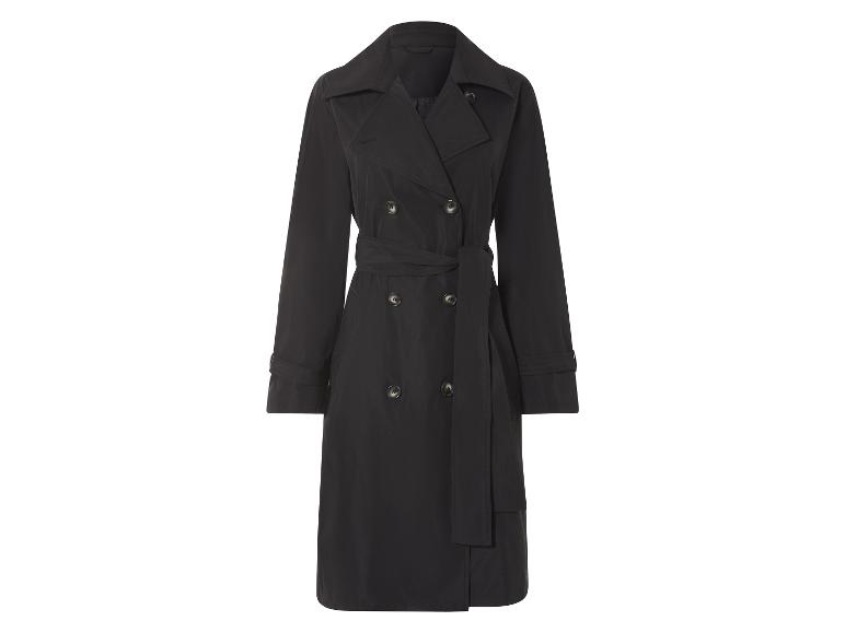 Un trench-coat noir avec une ceinture.