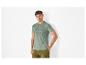 T-shirt vert Raw Denim et shorts cargo pour homme.