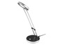 Une lampe de bureau argentée avec un abat-jour rond.