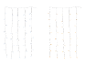 Deux guirlandes lumineuses: une avec des flocons de neige blancs, l'autre avec des étoiles jaunes.