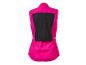 Gilet de course fuchsia avec un empiècement en maille noire au dos.