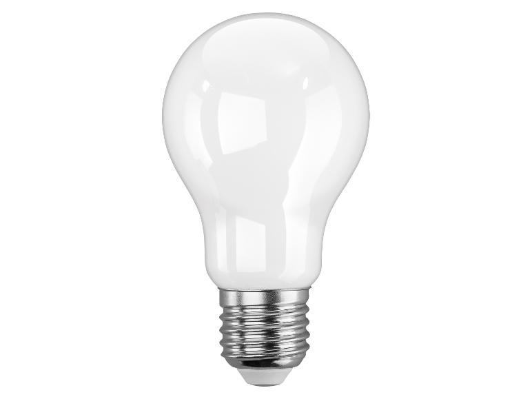 Ampoule blanche mate avec une base métallique argentée