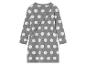 Une robe grise à pois blancs.