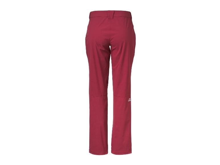 Pantalon d'extérieur rouge pour femme avec genouillères et un petit logo blanc sur la jambe droite.