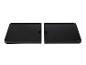 Deux plaques de cuisson noires rectangulaires.