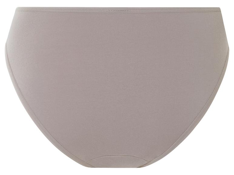 Culotte beige taille basse.