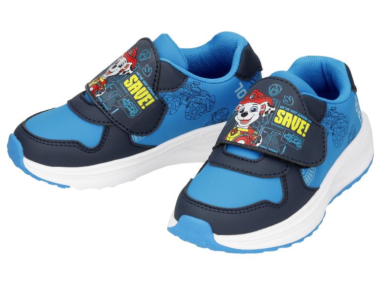 Baskets pour enfants bleues avec un personnage de dessin animé et l'inscription « WE'VE GOT DINOS TO SAVE! »