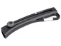 Une scie noire avec un mousqueton, de la marque Fiskars.