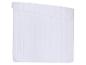 Couette blanche matelassée avec surpiqûres verticales et bord supérieur replié.