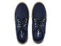 Paire de chaussures en toile bleu marine pour hommes avec semelles beiges.